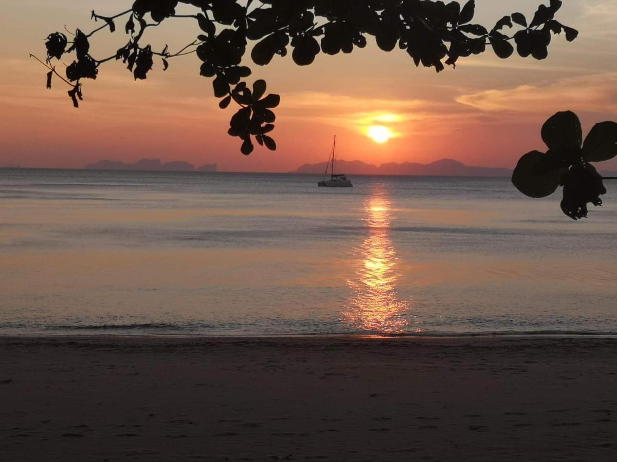 Cha Cha Bungalow Koh Jum Exteriör bild